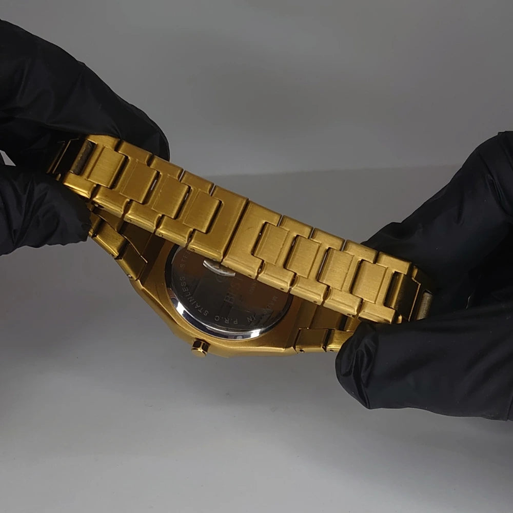 BST Premium Quality With Skelton Dail⌚ Style Meets Precision⌚